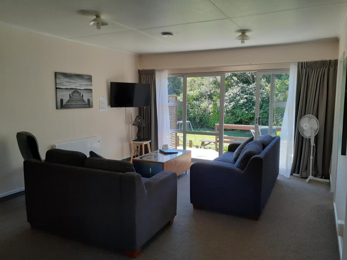 Golden Bay Motel Takaka Kültér fotó