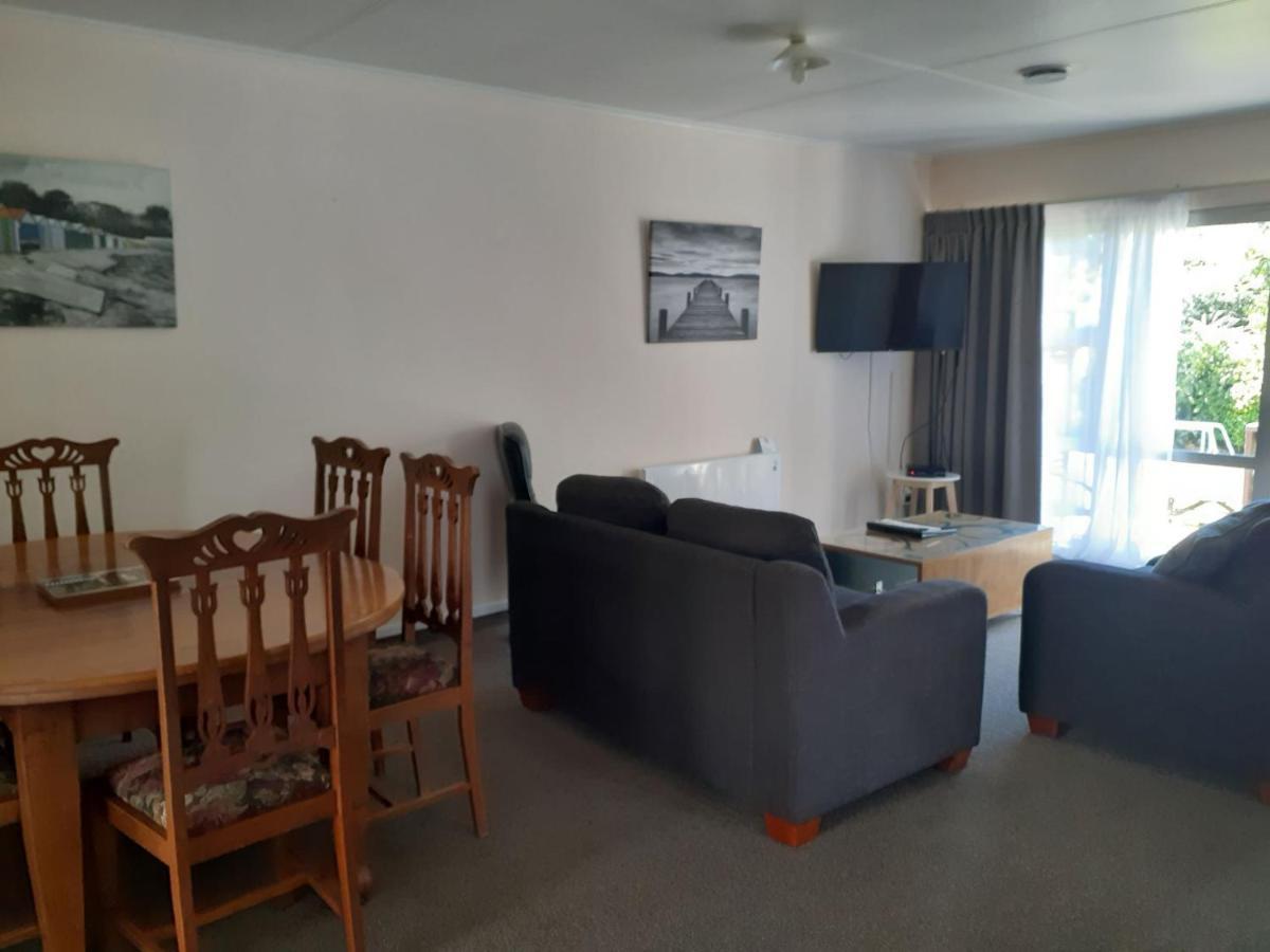 Golden Bay Motel Takaka Kültér fotó