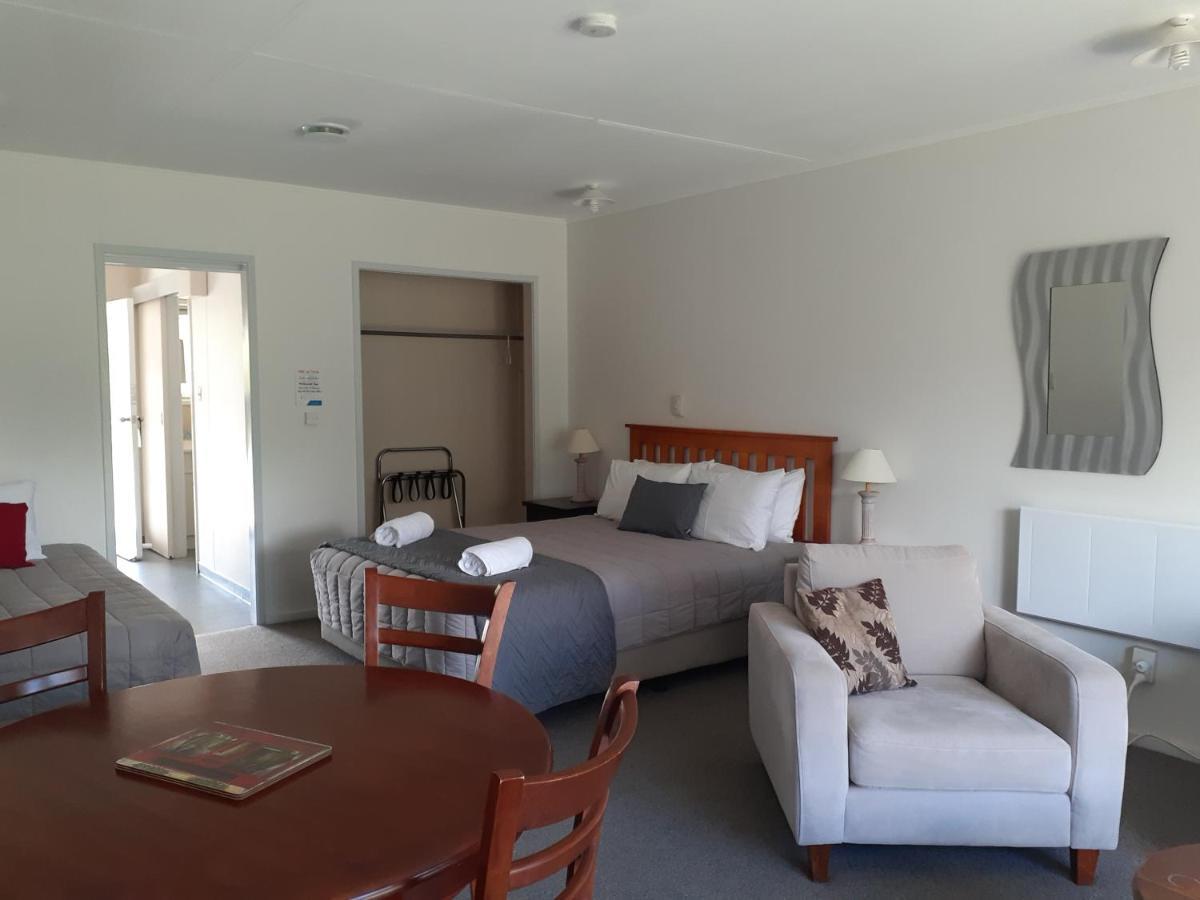 Golden Bay Motel Takaka Kültér fotó