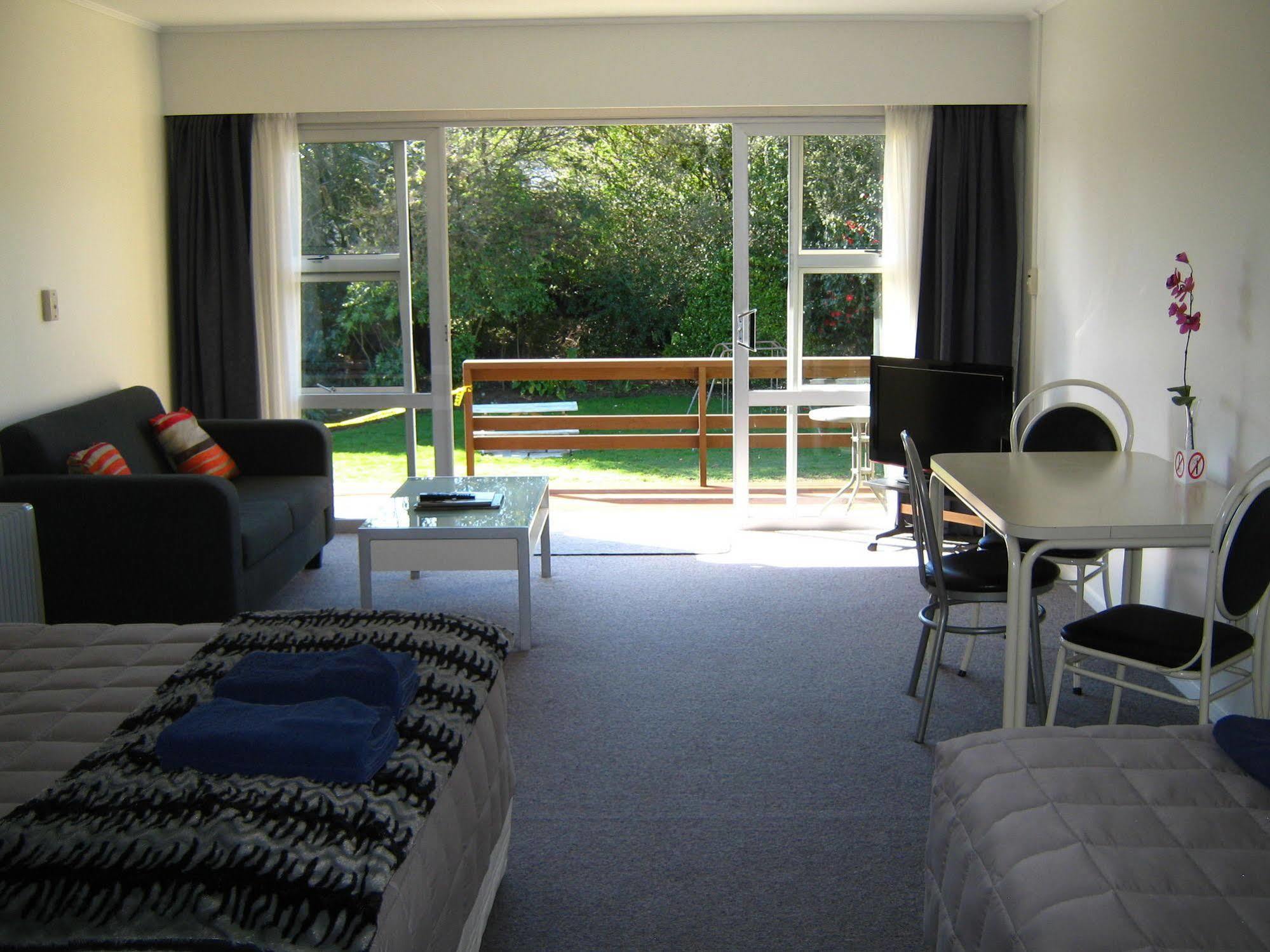 Golden Bay Motel Takaka Kültér fotó